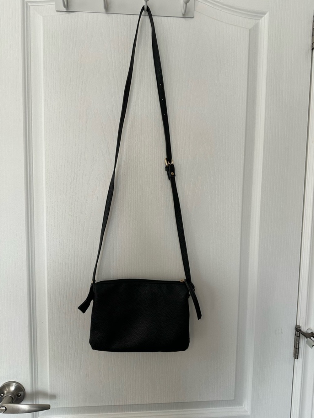 Seven Days Vegan Leather Black Crossbody Bag - Minimalist Shoulder Purse - Picture 2 of 11